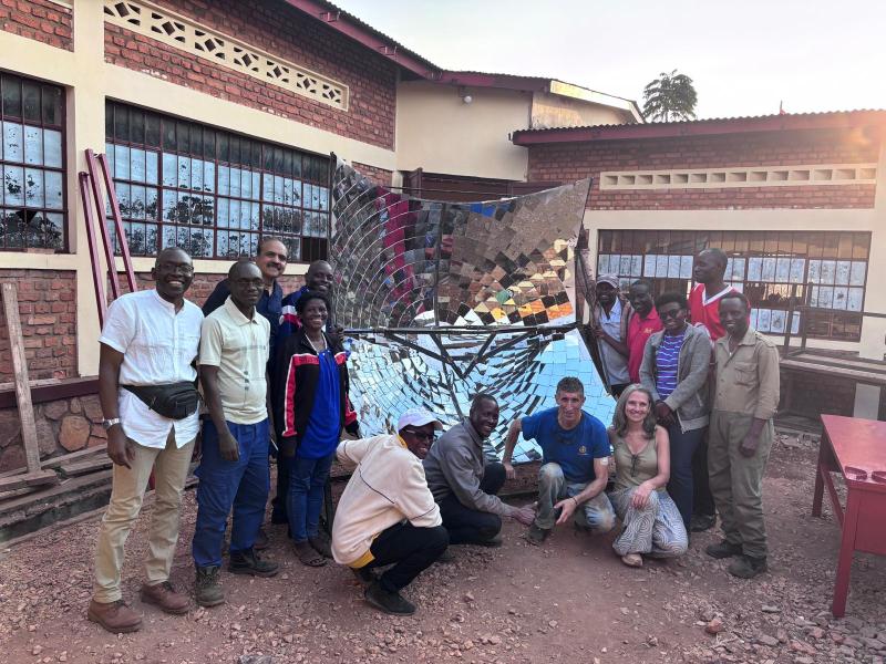 V2SDF training culminates for the Prince 23 model as educators mount the parabolic assembly onto its dedicated base.